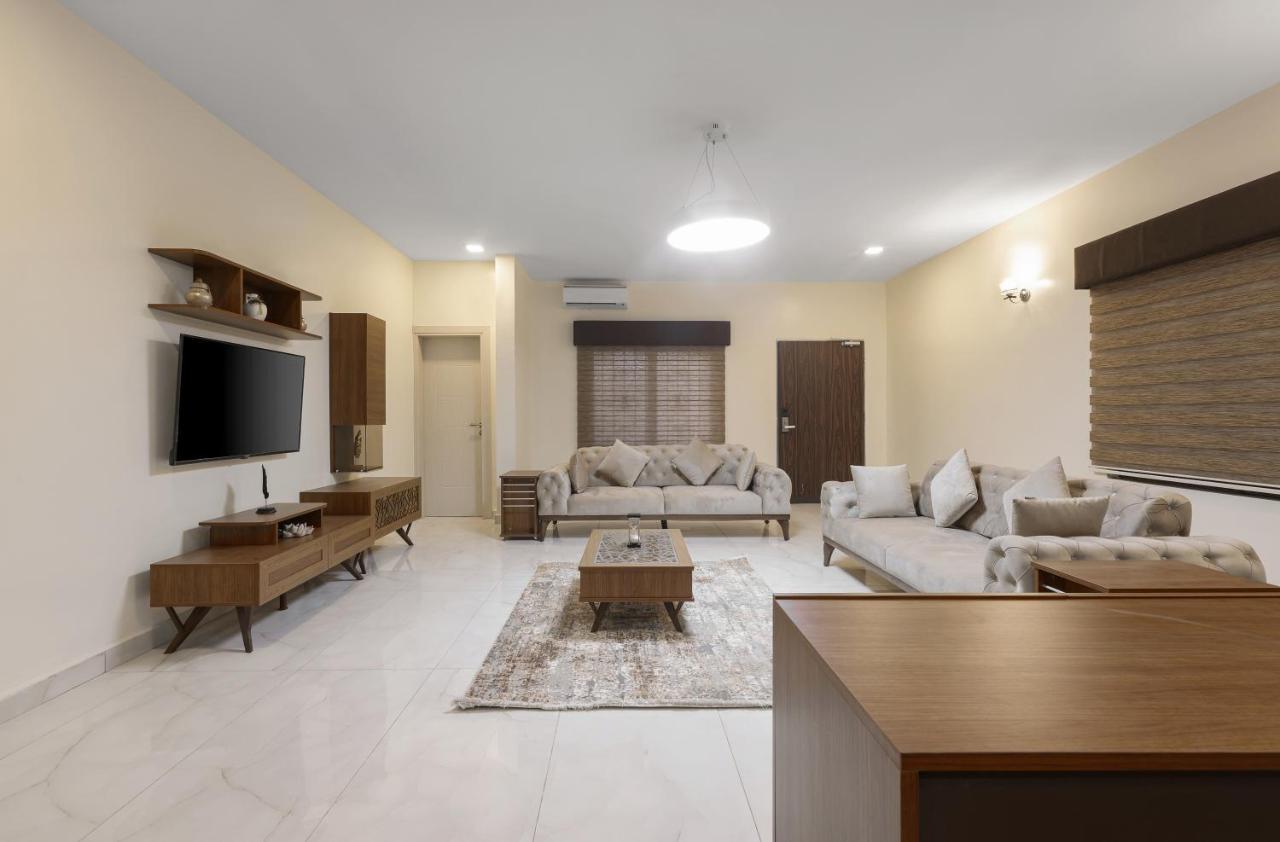 אבוג'ה Bkt Cribs - Apartments & Suites מראה חיצוני תמונה